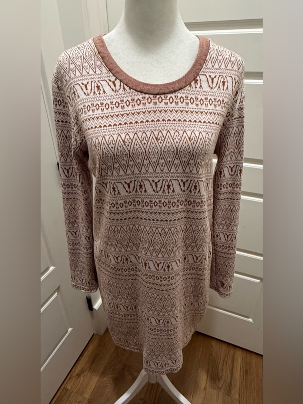 Kavu. Gretta Dress. Tribal Print. Brown & Cream. Size Medium.